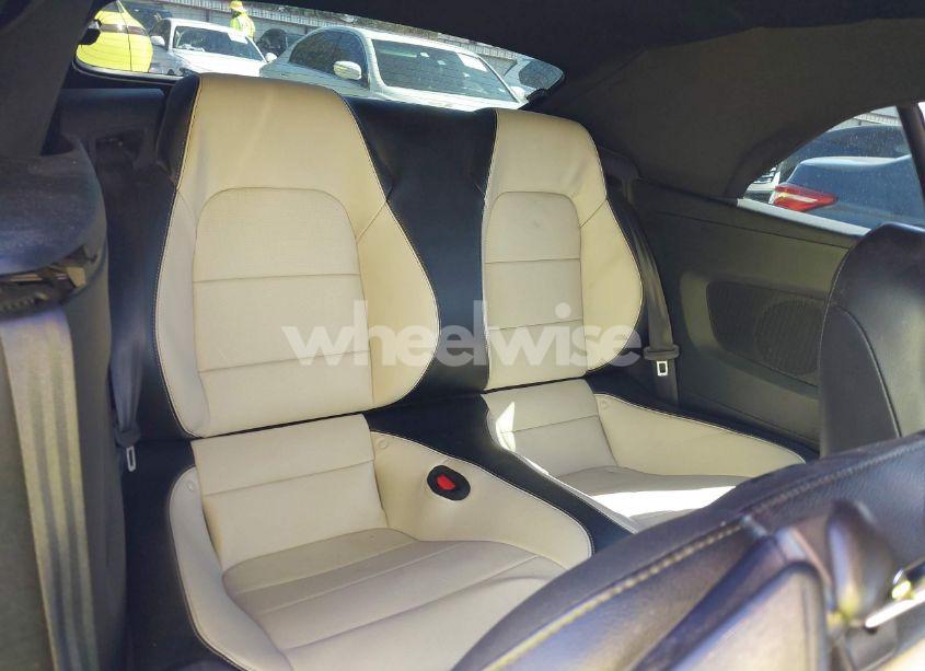 Photo 8 of 2022 Ford Mustang ECOBOOST PREMIUM (VIN 1FATP8UH5N5133246)