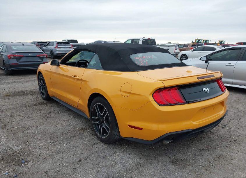 Photo 3 of 2022 Ford Mustang ECOBOOST PREMIUM (VIN 1FATP8UH5N5135269)