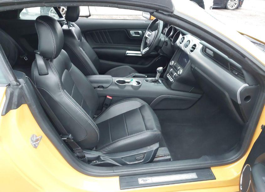 Photo 5 of 2022 Ford Mustang ECOBOOST PREMIUM (VIN 1FATP8UH5N5135269)