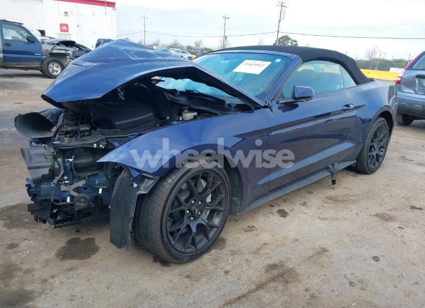 Photo 2 of 2019 Ford Mustang ECOBOOST PREMIUM (VIN 1FATP8UH6K5118864)