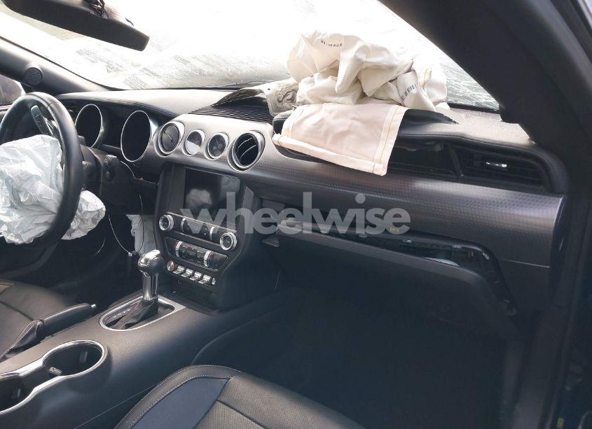 Photo 5 of 2019 Ford Mustang ECOBOOST PREMIUM (VIN 1FATP8UH6K5118864)