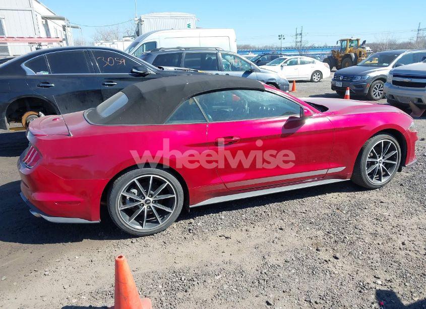 Photo 13 of 2022 Ford Mustang ECOBOOST PREMIUM (VIN 1FATP8UH6N5105570)