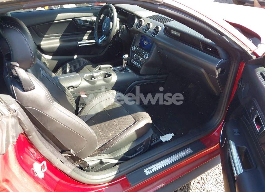 Photo 5 of 2022 Ford Mustang ECOBOOST PREMIUM (VIN 1FATP8UH6N5105570)