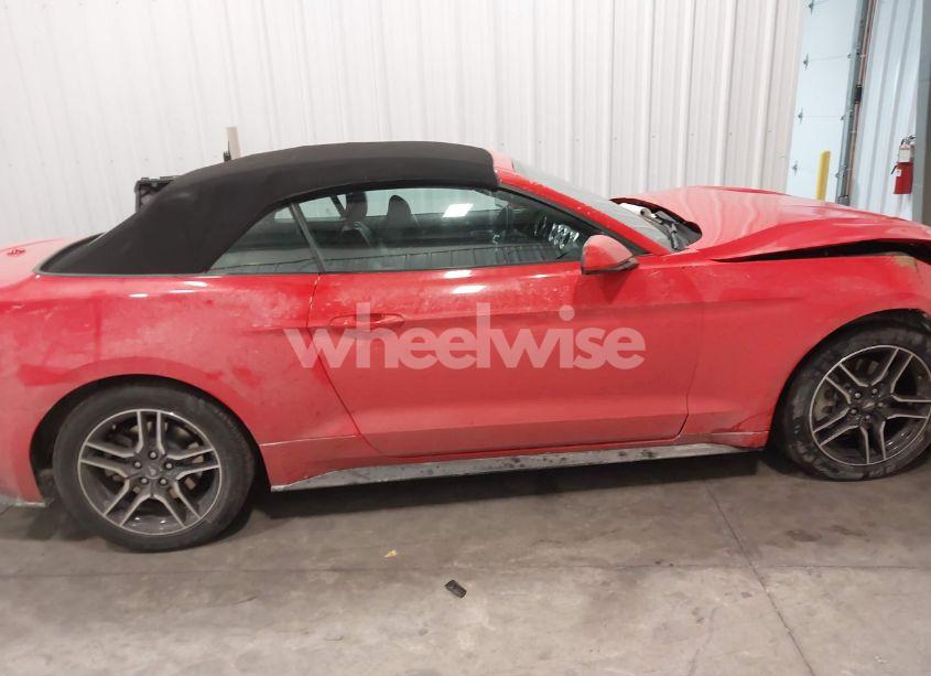 Photo 13 of 2022 Ford Mustang ECOBOOST PREMIUM (VIN 1FATP8UH6N5106282)