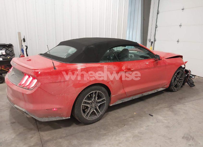 Photo 4 of 2022 Ford Mustang ECOBOOST PREMIUM (VIN 1FATP8UH6N5106282)