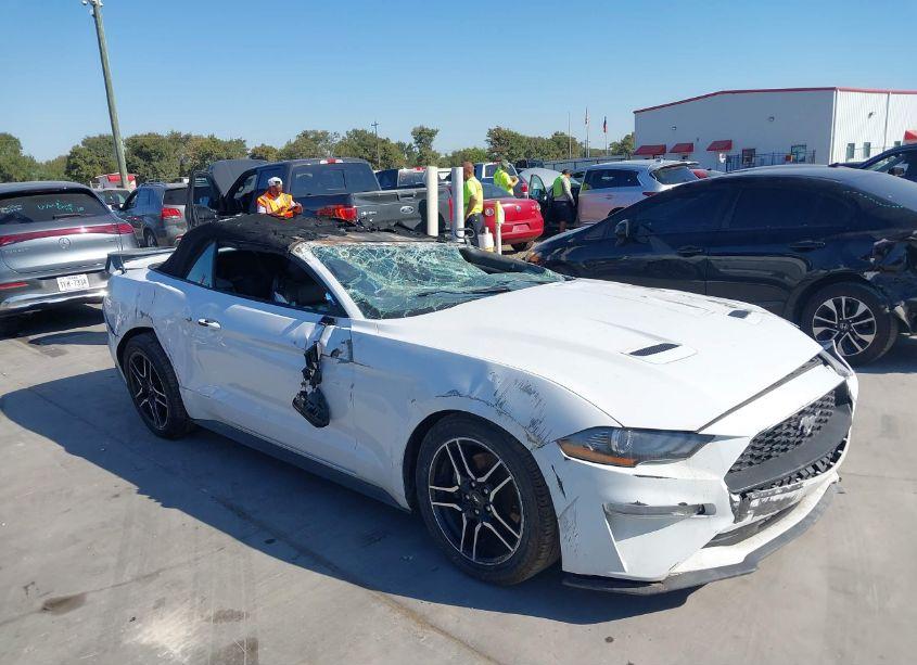 2022 Ford Mustang ECOBOOST PREMIUM (VIN 1FATP8UH6N5119081) main photo