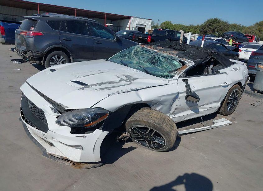 Photo 2 of 2022 Ford Mustang ECOBOOST PREMIUM (VIN 1FATP8UH6N5119081)