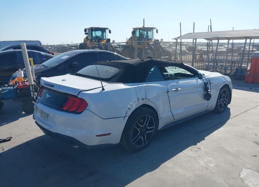 Photo 4 of 2022 Ford Mustang ECOBOOST PREMIUM (VIN 1FATP8UH6N5119081)