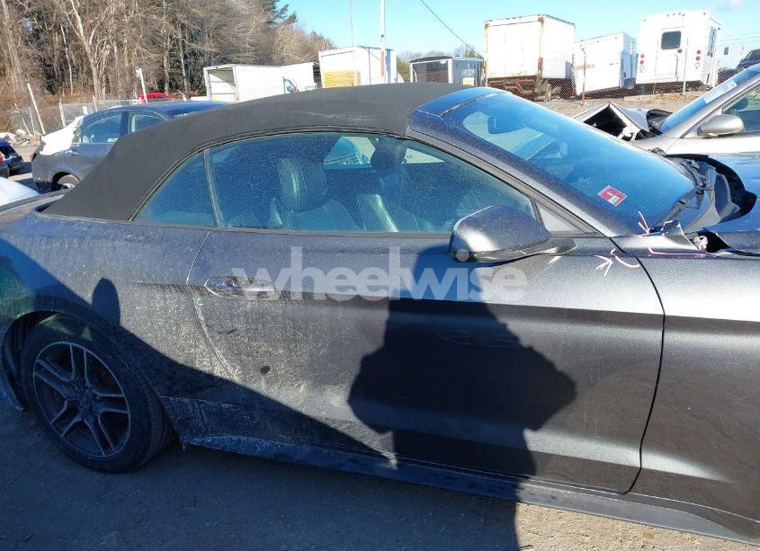 Photo 14 of 2018 Ford Mustang ECOBOOST PREMIUM (VIN 1FATP8UH7J5111677)