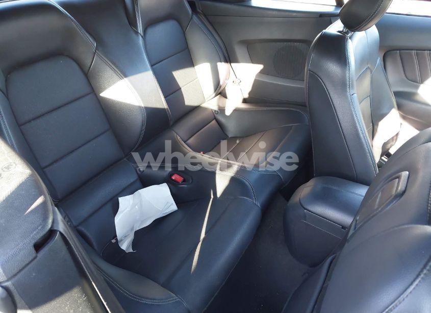 Photo 8 of 2018 Ford Mustang ECOBOOST PREMIUM (VIN 1FATP8UH7J5111677)