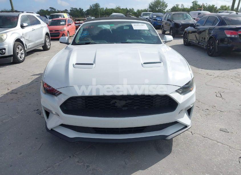 Photo 12 of 2018 Ford Mustang ECOBOOST PREMIUM (VIN 1FATP8UH7J5118080)