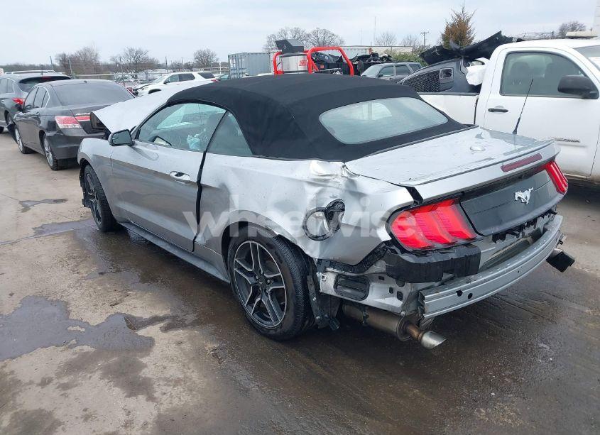 Photo 3 of 2020 Ford Mustang ECOBOOST PREMIUM (VIN 1FATP8UH7L5119278)