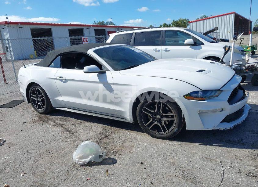 Photo 13 of 2021 Ford Mustang ECOBOOST PREMIUM (VIN 1FATP8UH7M5100201)