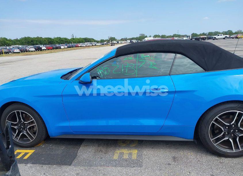 Photo 15 of 2022 Ford Mustang ECOBOOST PREMIUM (VIN 1FATP8UH7N5124791)