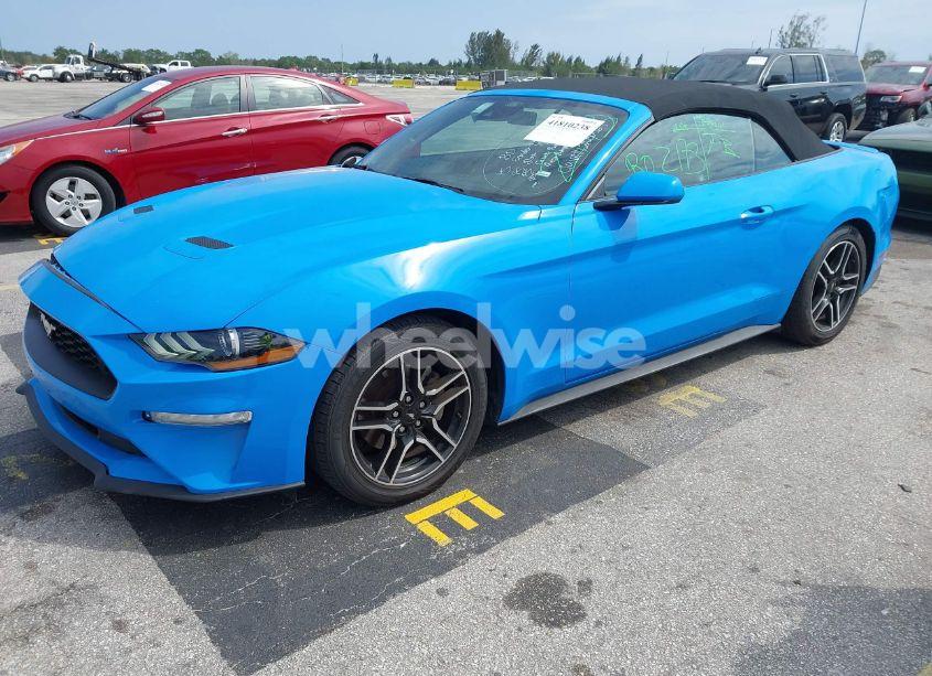 Photo 2 of 2022 Ford Mustang ECOBOOST PREMIUM (VIN 1FATP8UH7N5124791)