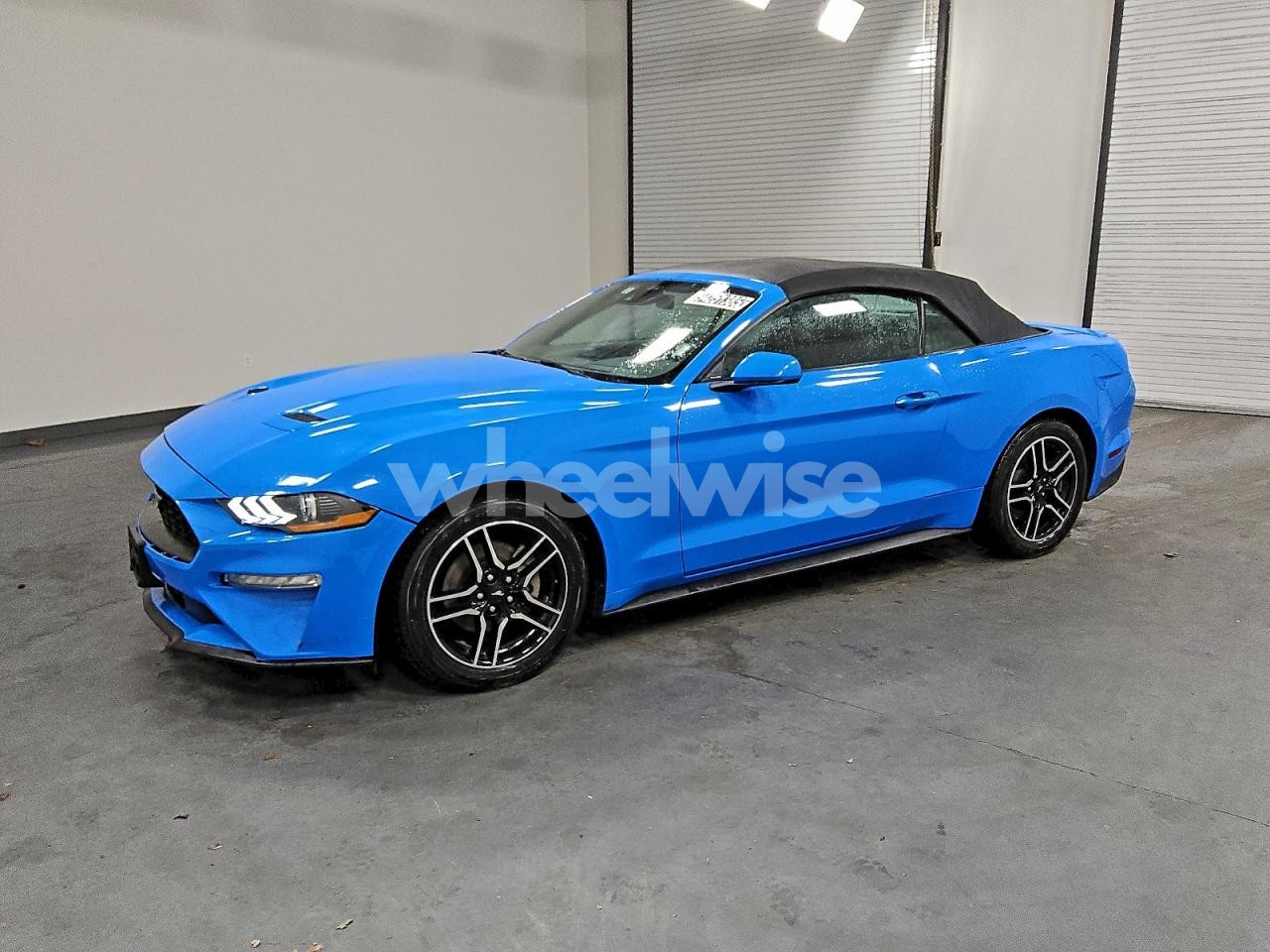 2023 FORD MUSTANG (VIN 1FATP8UH7P5105693) main photo