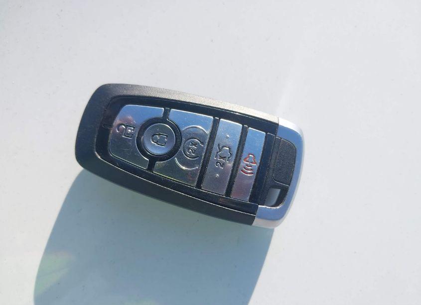 Photo 11 of 2018 Ford Mustang ECOBOOST PREMIUM (VIN 1FATP8UH8J5133185)