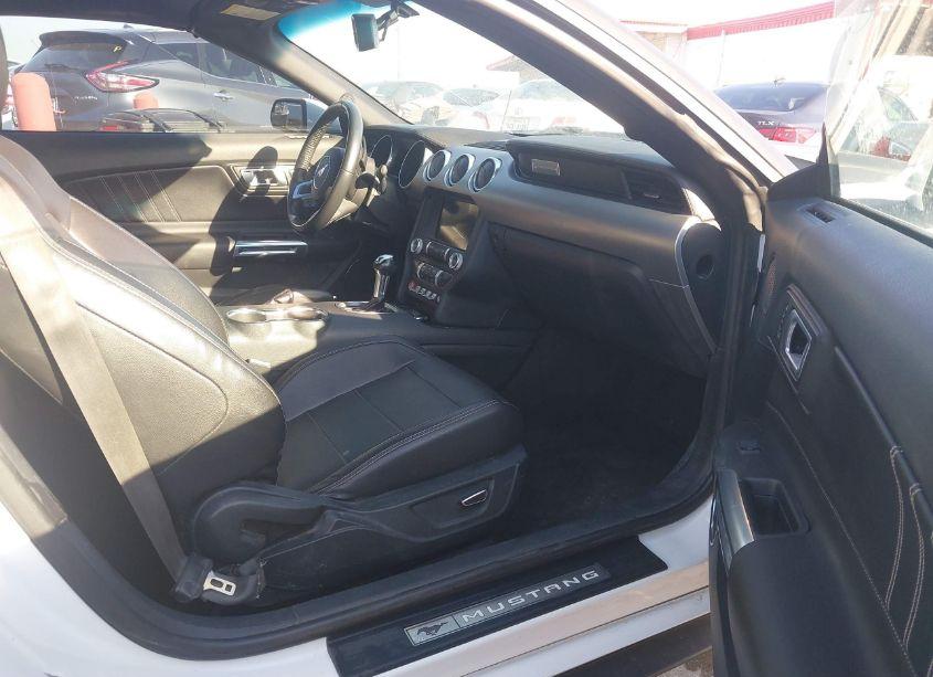 Photo 5 of 2018 Ford Mustang ECOBOOST PREMIUM (VIN 1FATP8UH8J5133185)