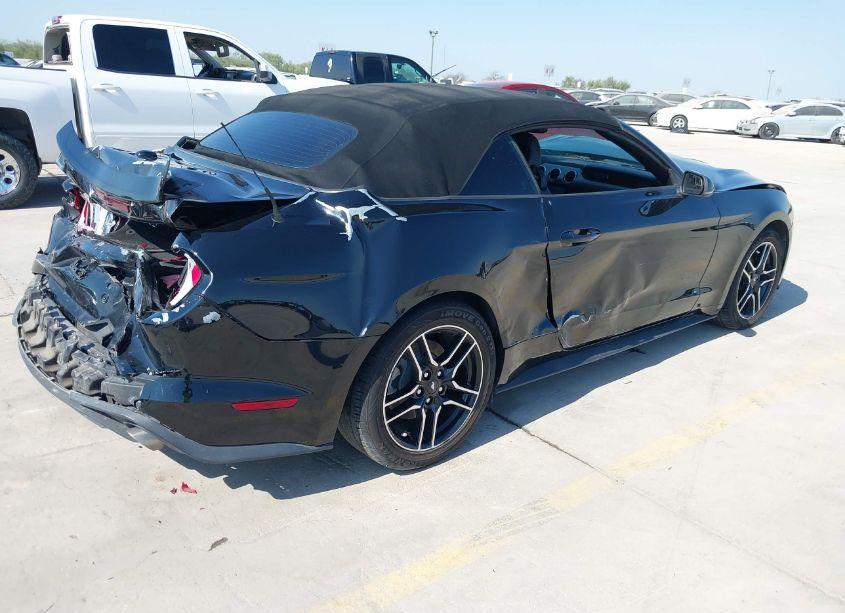 Photo 4 of 2018 Ford Mustang ECOBOOST PREMIUM (VIN 1FATP8UH8J5133686)