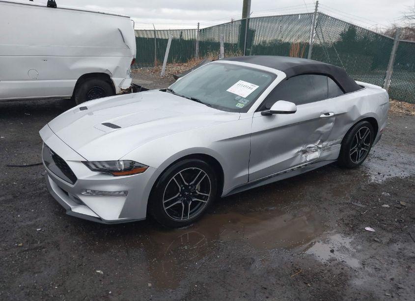 Photo 2 of 2019 Ford Mustang ECOBOOST PREMIUM (VIN 1FATP8UH8K5104478)
