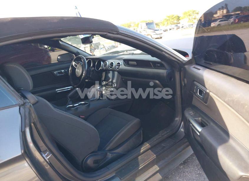 Photo 5 of 2019 Ford Mustang ECOBOOST (VIN 1FATP8UH8K5118784)