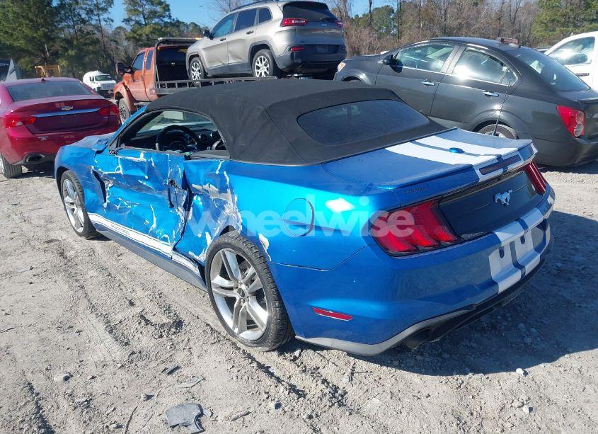 Photo 3 of 2020 Ford Mustang ECOBOOST PREMIUM (VIN 1FATP8UH8L5157974)