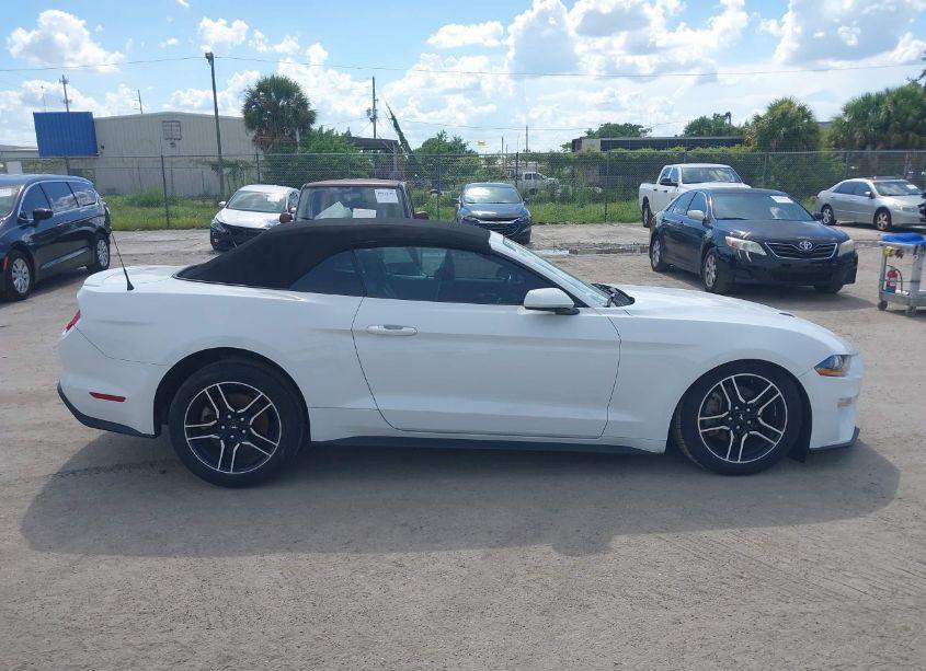 Photo 13 of 2022 Ford Mustang ECOBOOST PREMIUM (VIN 1FATP8UH8N5101973)