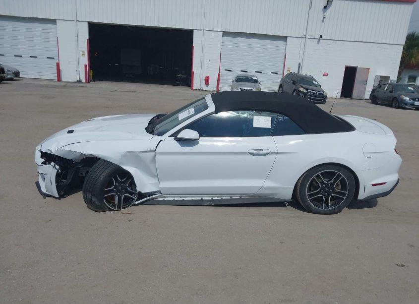 Photo 14 of 2022 Ford Mustang ECOBOOST PREMIUM (VIN 1FATP8UH8N5101973)