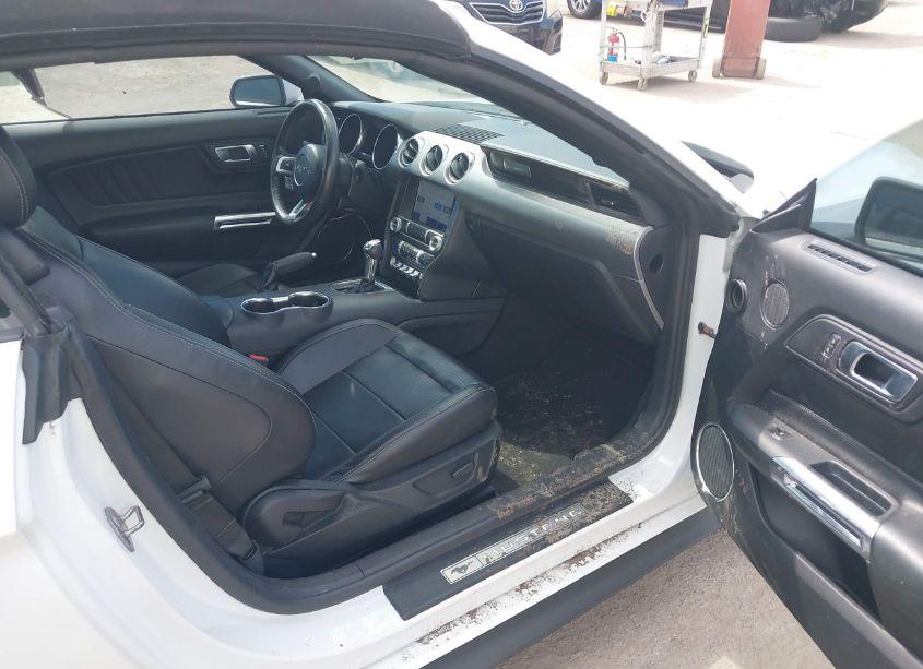 Photo 5 of 2022 Ford Mustang ECOBOOST PREMIUM (VIN 1FATP8UH8N5101973)