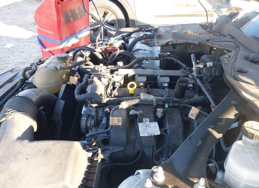 Photo 10 of 2022 Ford Mustang ECOBOOST PREMIUM (VIN 1FATP8UH8N5119471)