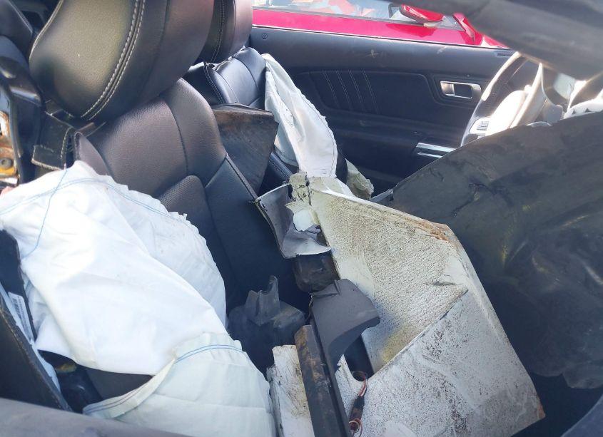 Photo 5 of 2022 Ford Mustang ECOBOOST PREMIUM (VIN 1FATP8UH8N5119471)