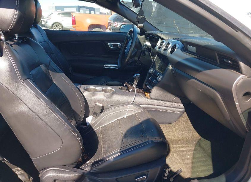 Photo 5 of 2018 Ford Mustang ECOBOOST PREMIUM (VIN 1FATP8UH9J5133728)