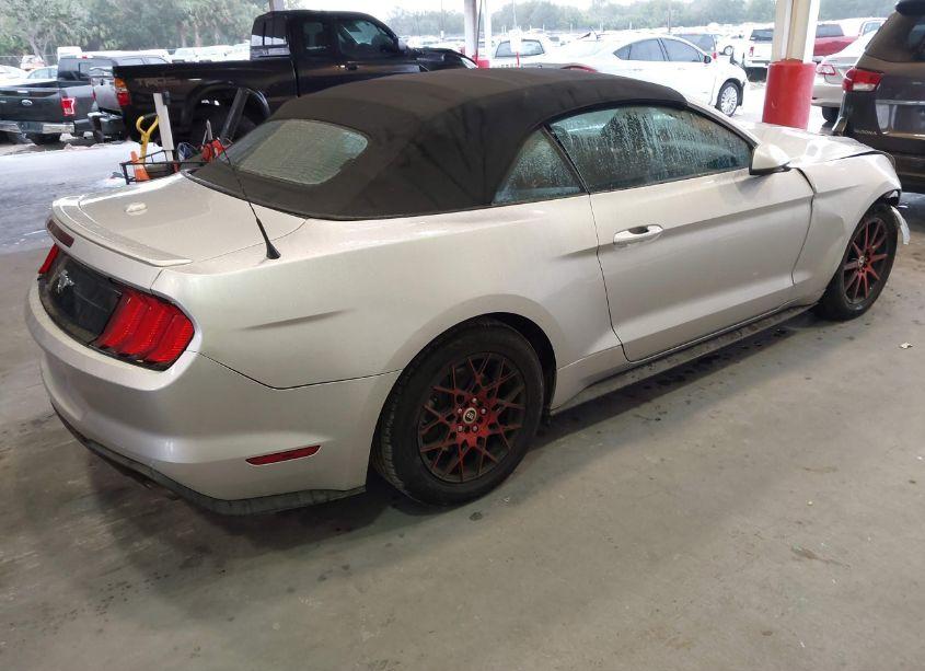 Photo 4 of 2019 Ford Mustang ECOBOOST PREMIUM (VIN 1FATP8UH9K5131480)