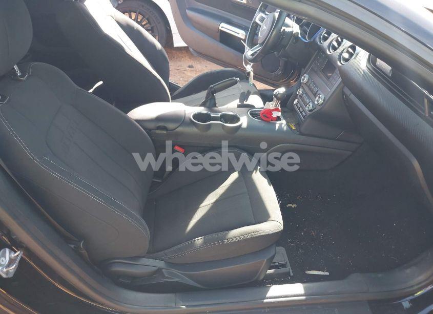 Photo 5 of 2019 Ford Mustang ECOBOOST (VIN 1FATP8UH9K5193803)