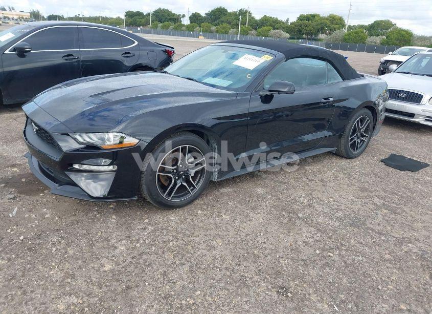 Photo 2 of 2020 Ford Mustang ECOBOOST PREMIUM (VIN 1FATP8UH9L5139502)