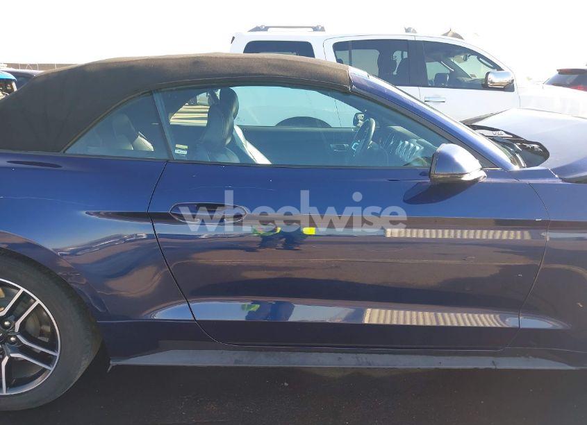 Photo 13 of 2020 Ford Mustang ECOBOOST PREMIUM (VIN 1FATP8UH9L5185458)