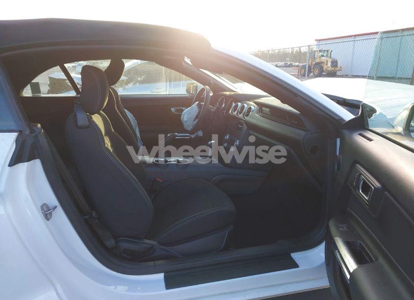 Photo 5 of 2021 Ford Mustang ECOBOOST (VIN 1FATP8UH9M5147083)