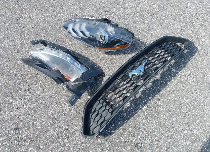 Photo 12 of 2022 Ford Mustang ECOBOOST PREMIUM (VIN 1FATP8UH9N5119060)