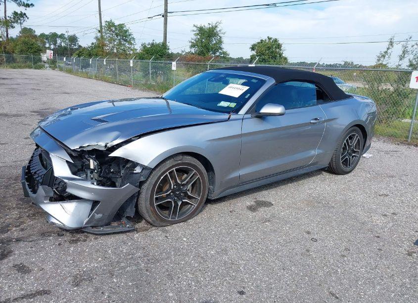 Photo 2 of 2022 Ford Mustang ECOBOOST PREMIUM (VIN 1FATP8UH9N5119060)