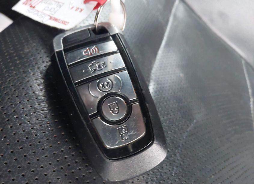 Photo 11 of 2018 Ford Mustang ECOBOOST PREMIUM (VIN 1FATP8UHXJ5132801)