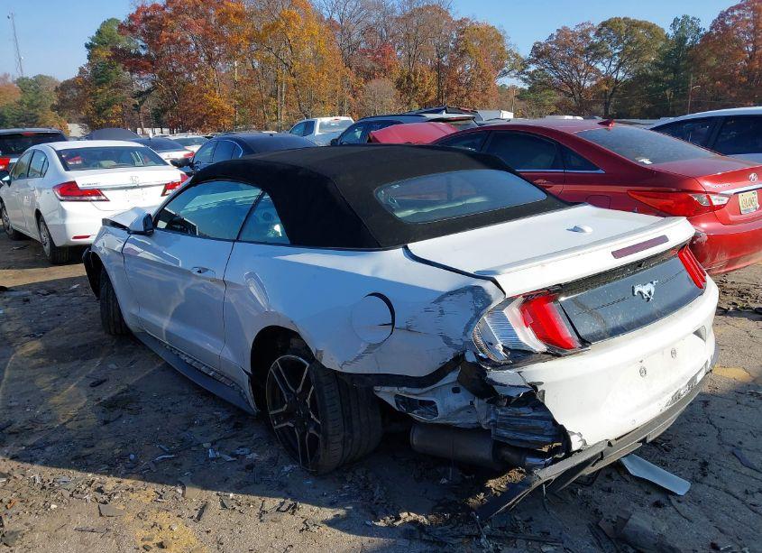 Photo 3 of 2020 Ford Mustang ECOBOOST PREMIUM (VIN 1FATP8UHXL5112583)