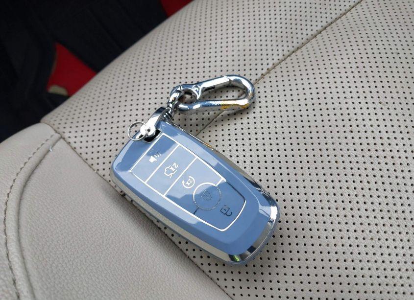 Photo 11 of 2020 Ford Mustang ECOBOOST PREMIUM (VIN 1FATP8UHXL5125804)