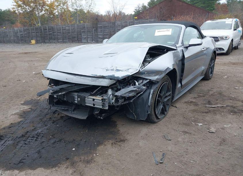 Photo 2 of 2020 Ford Mustang ECOBOOST PREMIUM (VIN 1FATP8UHXL5125804)