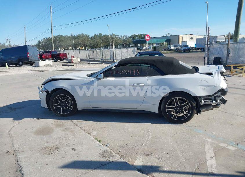 Photo 14 of 2021 Ford Mustang ECOBOOST PREMIUM (VIN 1FATP8UHXM5124332)