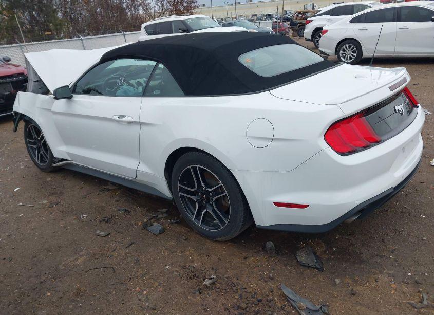 Photo 3 of 2022 Ford Mustang ECOBOOST PREMIUM (VIN 1FATP8UHXN5101358)