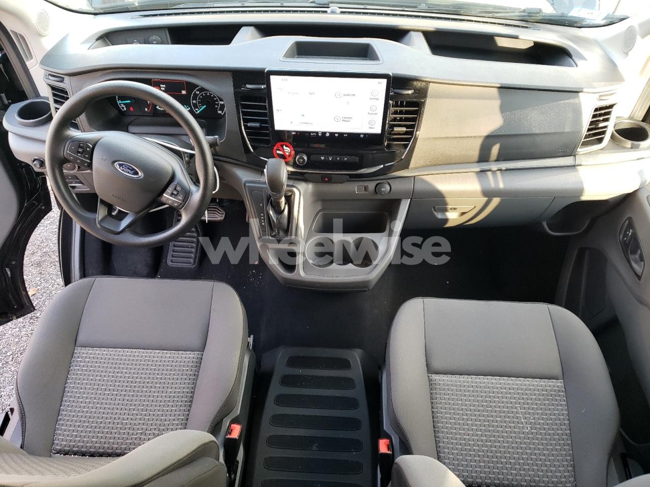 Photo 8 of 2025 FORD TRANSIT T-350 (VIN 1FBAX2C82SKA56899)