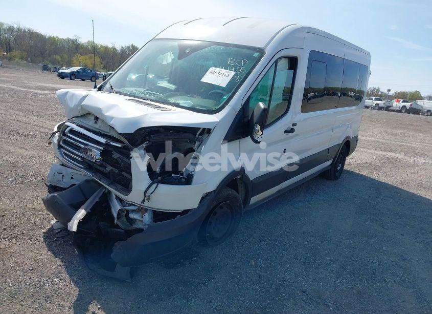 Photo 2 of 2019 Ford Transit-350 XLT (VIN 1FBAX2CM3KKB43496)