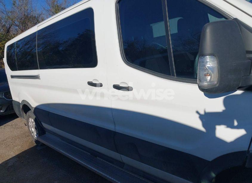 Photo 13 of 2022 Ford Transit-350 PASSENGER VAN XLT (VIN 1FBAX2Y83NKA84160)