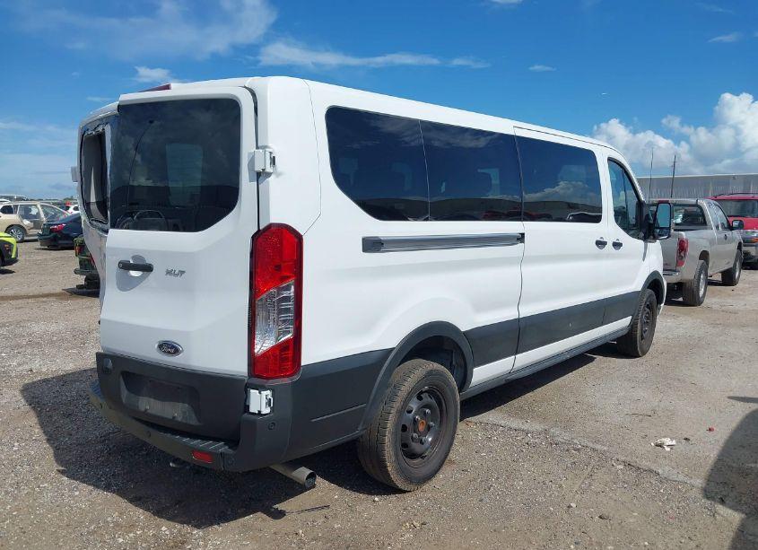 Photo 4 of 2023 Ford Transit-350 PASSENGER VAN XLT (VIN 1FBAX2YG5PKB36432)