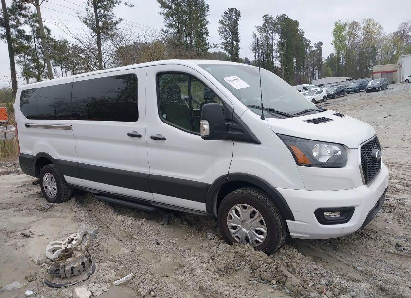 Photo 13 of 2023 Ford Transit-350 PASSENGER VAN XLT (VIN 1FBAX2YG9PKA92225)